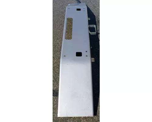 KENWORTH T880 Bumper Assembly, Front