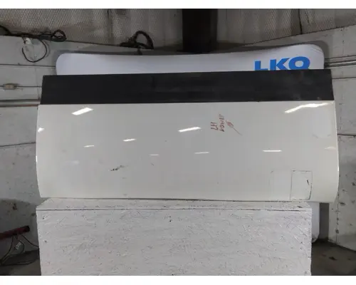 KENWORTH T880 CAB EXTENSION