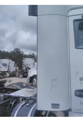 KENWORTH T880 CAB EXTENSION