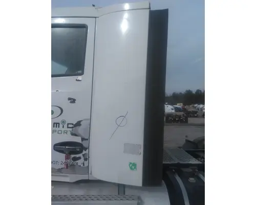 KENWORTH T880 CAB EXTENSION