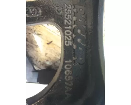 KENWORTH T880 CAB MOUNT,BRACKET