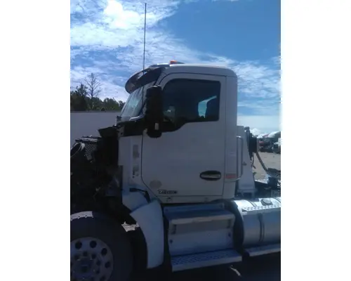 KENWORTH T880 CAB