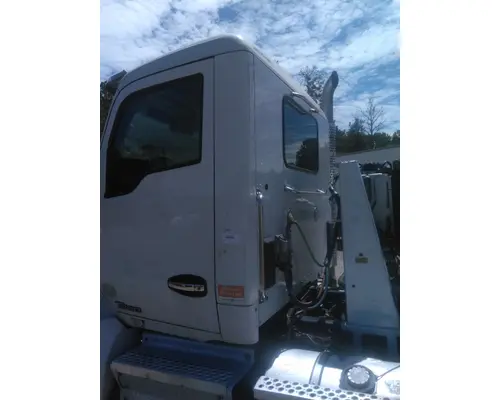 KENWORTH T880 CAB