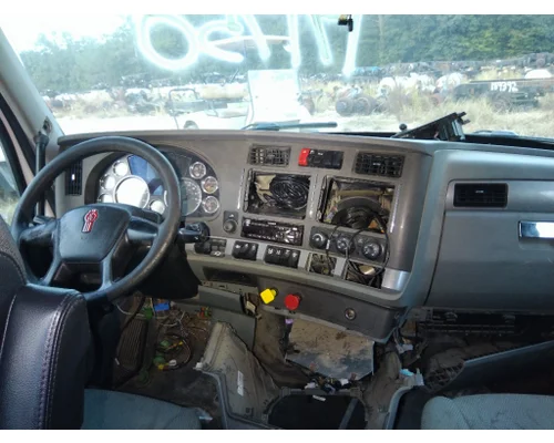 KENWORTH T880 CAB