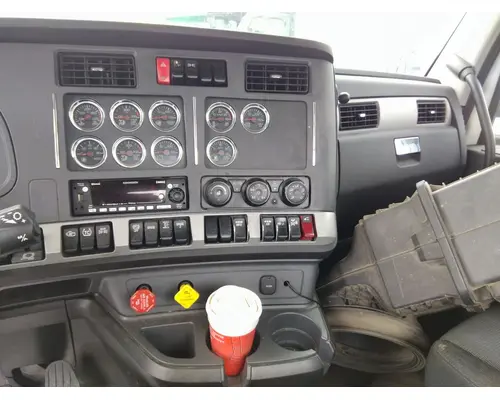 KENWORTH T880 CAB