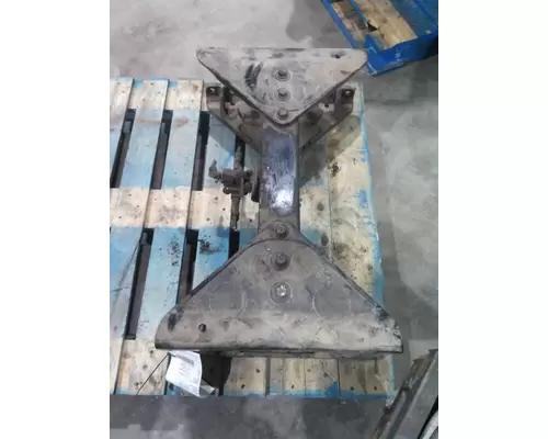 KENWORTH T880 CROSSMEMBER