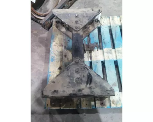 KENWORTH T880 CROSSMEMBER