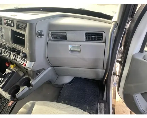 KENWORTH T880 Cab