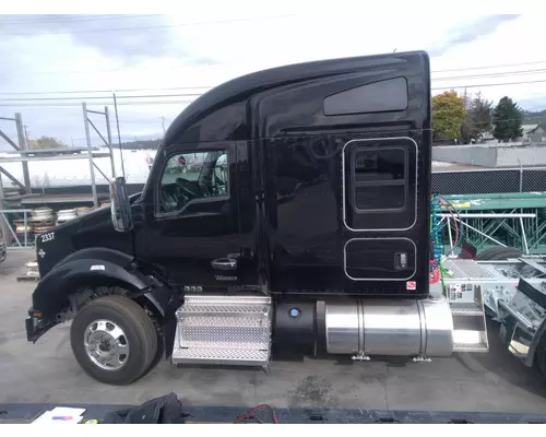 KENWORTH T880 Cab