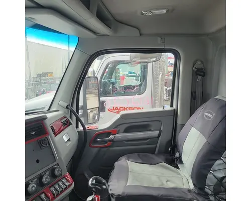 KENWORTH T880 Cab