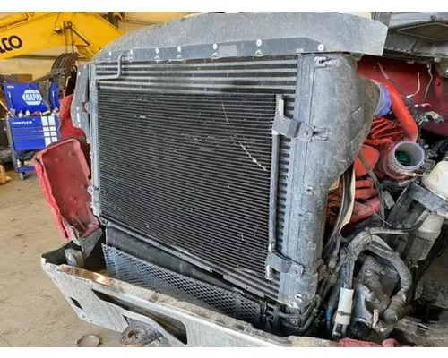 KENWORTH T880 Charge Air Cooler (ATAAC)