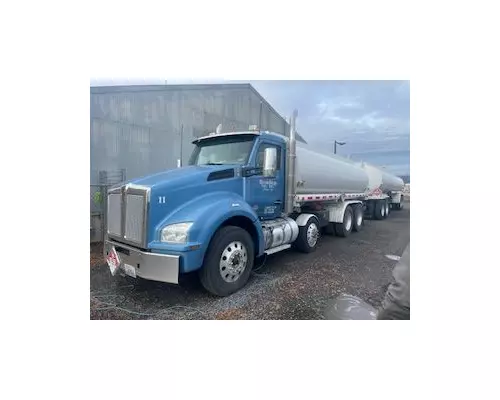 KENWORTH T880 Complete Vehicle