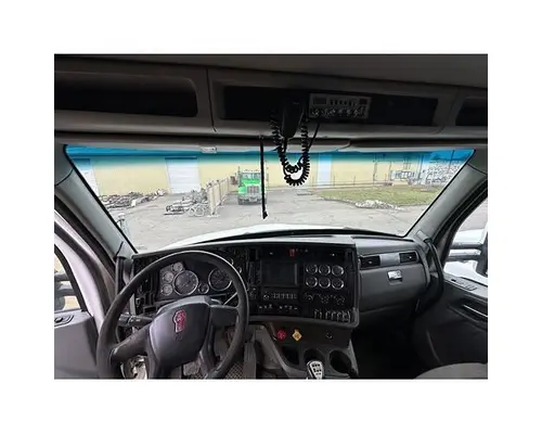 KENWORTH T880 Complete Vehicle