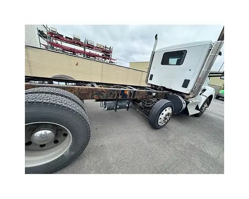 KENWORTH T880 Complete Vehicle