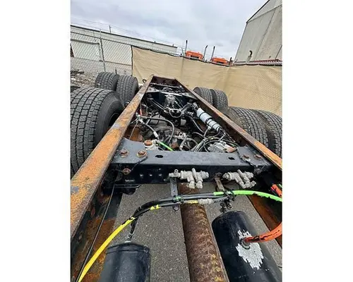 KENWORTH T880 Complete Vehicle