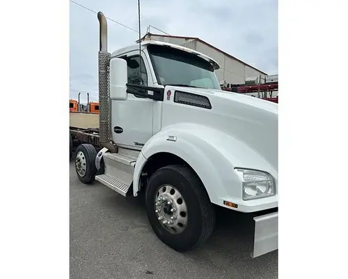 KENWORTH T880 Complete Vehicle