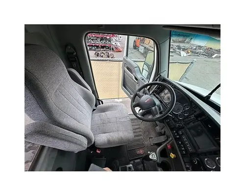 KENWORTH T880 Complete Vehicle