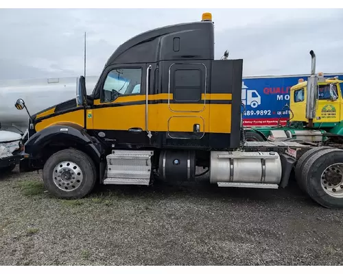 KENWORTH T880 Complete Vehicle