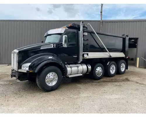 KENWORTH T880 Complete Vehicle