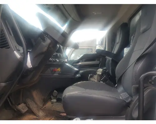 KENWORTH T880 Complete Vehicle