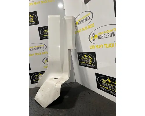 KENWORTH T880 Cowl Panel