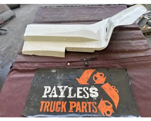 KENWORTH T880 Cowl