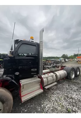 KENWORTH T880 Cowl