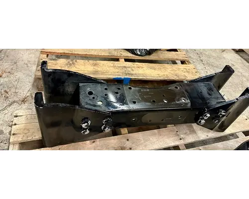 KENWORTH T880 Crossmember