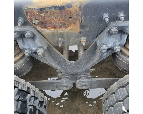 KENWORTH T880 Cutoff Assembly(Housing & Suspension only)