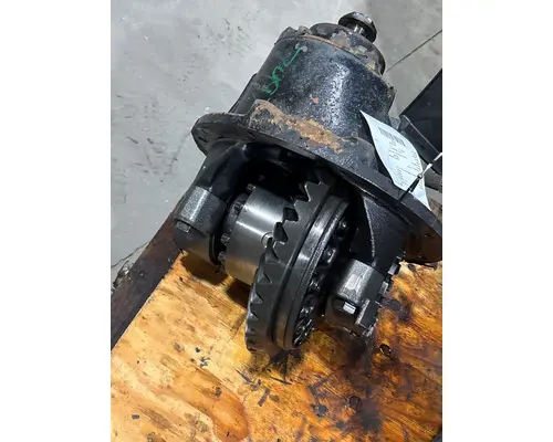 KENWORTH T880 Cutoff Assembly (Complete With Axles)