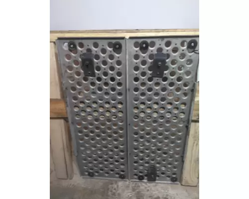 KENWORTH T880 DECK (CATWALK) STEP