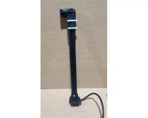 KENWORTH T880 DEF Level Sensor