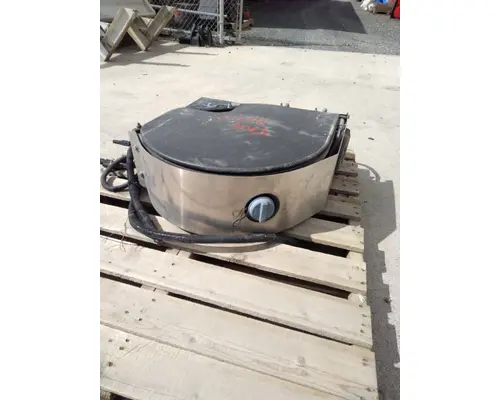 KENWORTH T880 DEF TANK