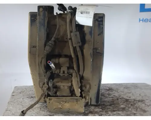 KENWORTH T880 DEF TANK