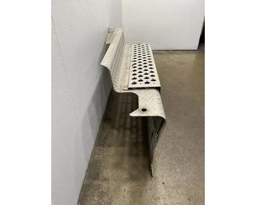 KENWORTH T880 DPF (Diesel Particulate Filter)