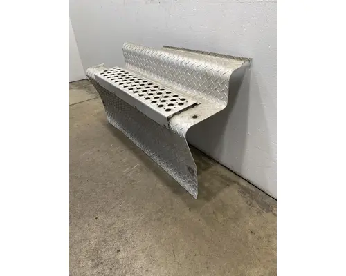 KENWORTH T880 DPF (Diesel Particulate Filter)