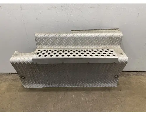 KENWORTH T880 DPF (Diesel Particulate Filter)