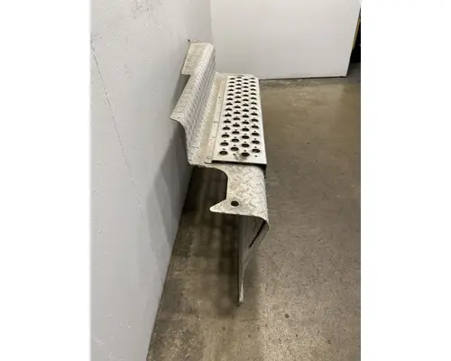 KENWORTH T880 DPF (Diesel Particulate Filter)