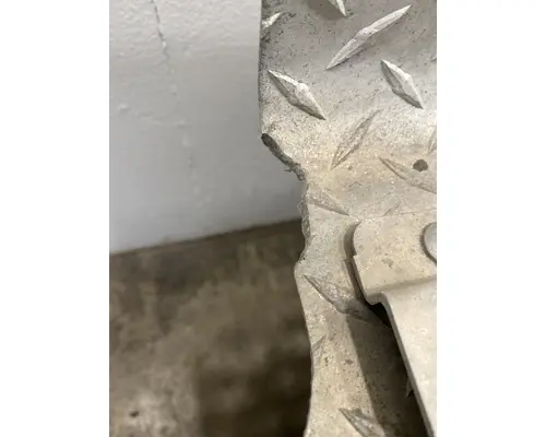 KENWORTH T880 DPF (Diesel Particulate Filter)