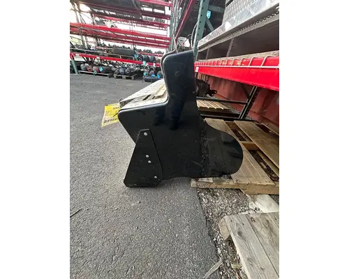 KENWORTH T880 DPF (Diesel Particulate Filter)
