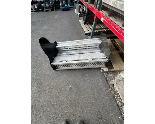 KENWORTH T880 DPF (Diesel Particulate Filter)