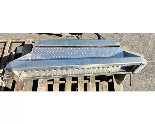 KENWORTH T880 DPF (Diesel Particulate Filter)