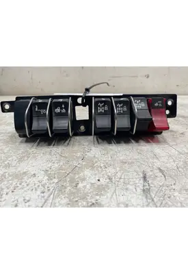 KENWORTH T880 Dash / Console Switch