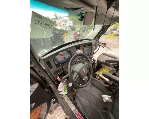 KENWORTH T880 Dash Assembly