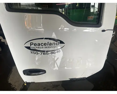 KENWORTH T880 Door Assembly, Front