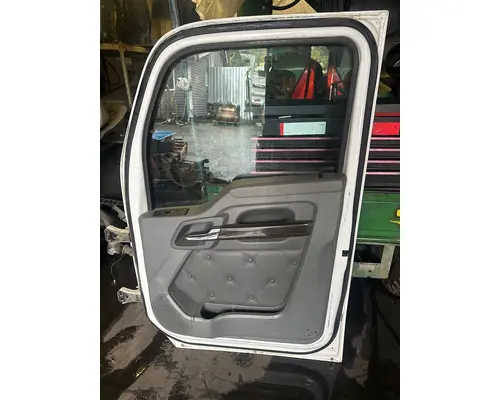KENWORTH T880 Door Assembly, Front