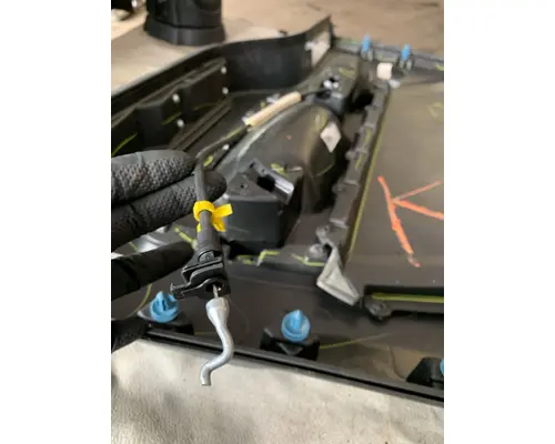 KENWORTH T880 Door Assembly, Front