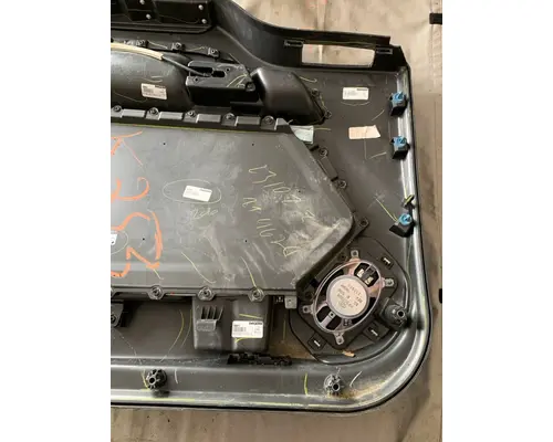 KENWORTH T880 Door Assembly, Front