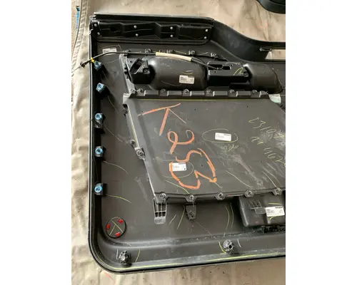 KENWORTH T880 Door Assembly, Front