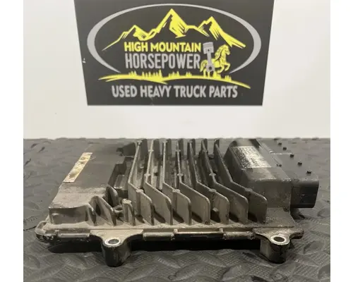 KENWORTH T880 ECM ( DPF, ACM, EGR Maintenance Reminder)